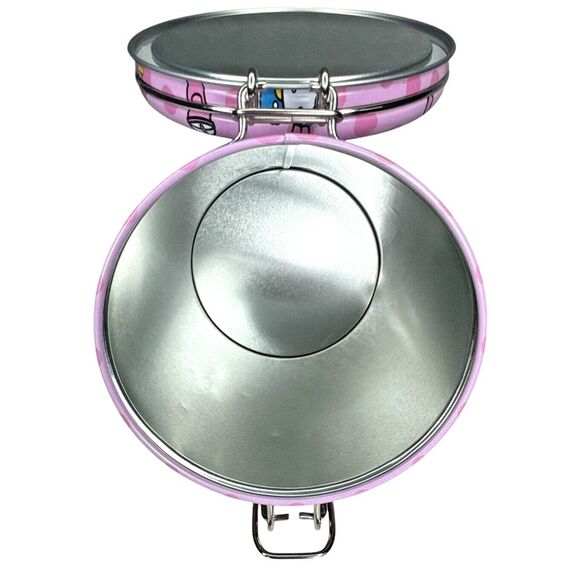 Hello Kitty & Friends Pink Round Canister with Locking Lid - Picture 7 of 9